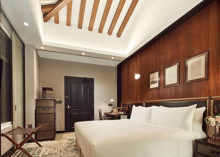 The luxurious Premier Rooms come with a separate bathtub and rain shower, and fitted with tons of amenities.