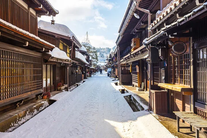 Tucked away in the mountainous Hida region of Gifu Prefecture, Takayama is famed for its eponymous biannual festival which celebrates spring and fall with grand parades. Sample the sake and Hida-gyu beef for which the town is famous, then wander through the 16th century Sanmachi Suji district which features wooden merchant houses from the Edo period. Photo: Shutterstock