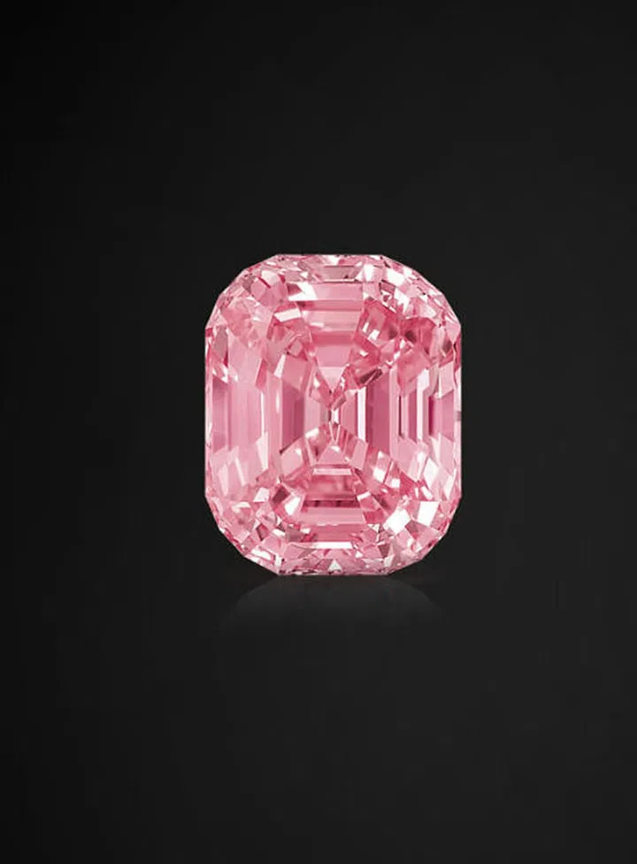 After purchasing a 24.78 carat pink diamond in 2010, Laurence Graff set out to realize the stone's true potential. He had the diamond reshaped and removed 20 natural flaws, before renaming it The Graff Pink. The stone is now the most flawless pink diamond in the world, with vivid color, no internal flaws and 23.88 carats.