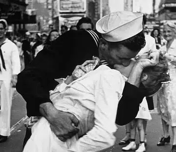 These Are The Most Influential Photos Of All Time