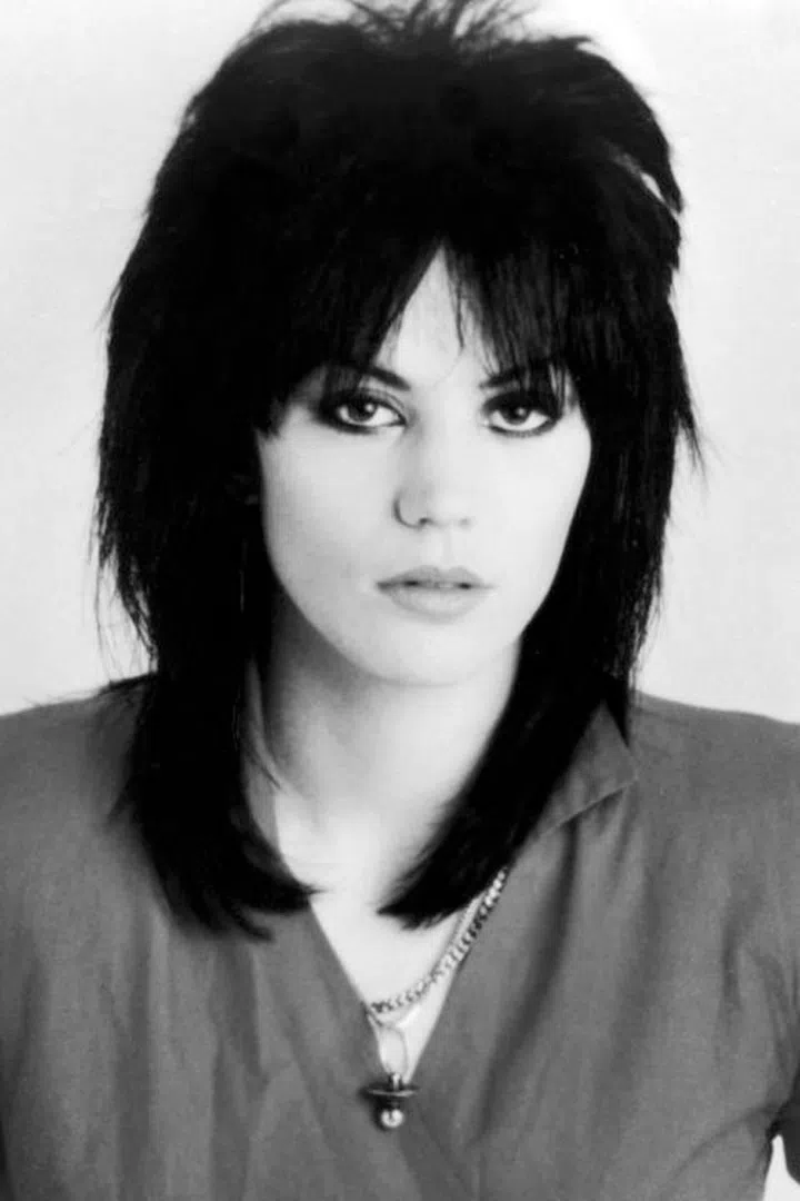 The queen of rock & roll's jet-black shag is the perfect cut for tossing your hair around on stage.