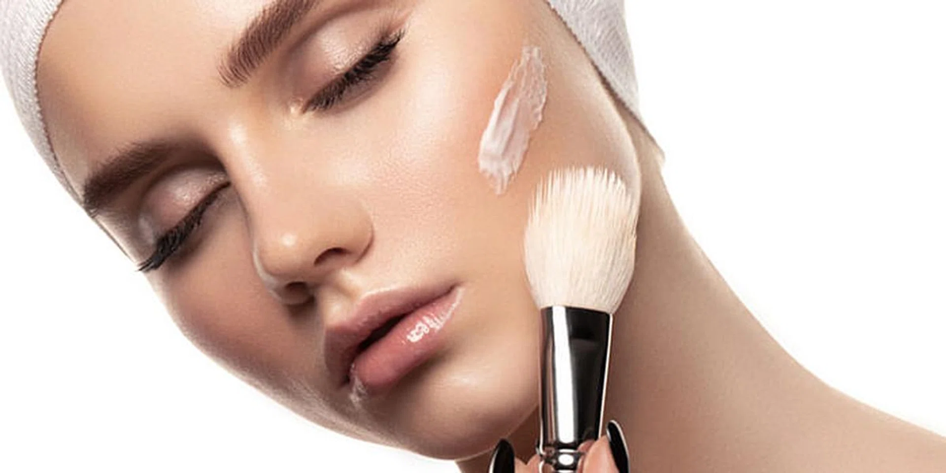 Best Brightening Facials For Glowing Skin