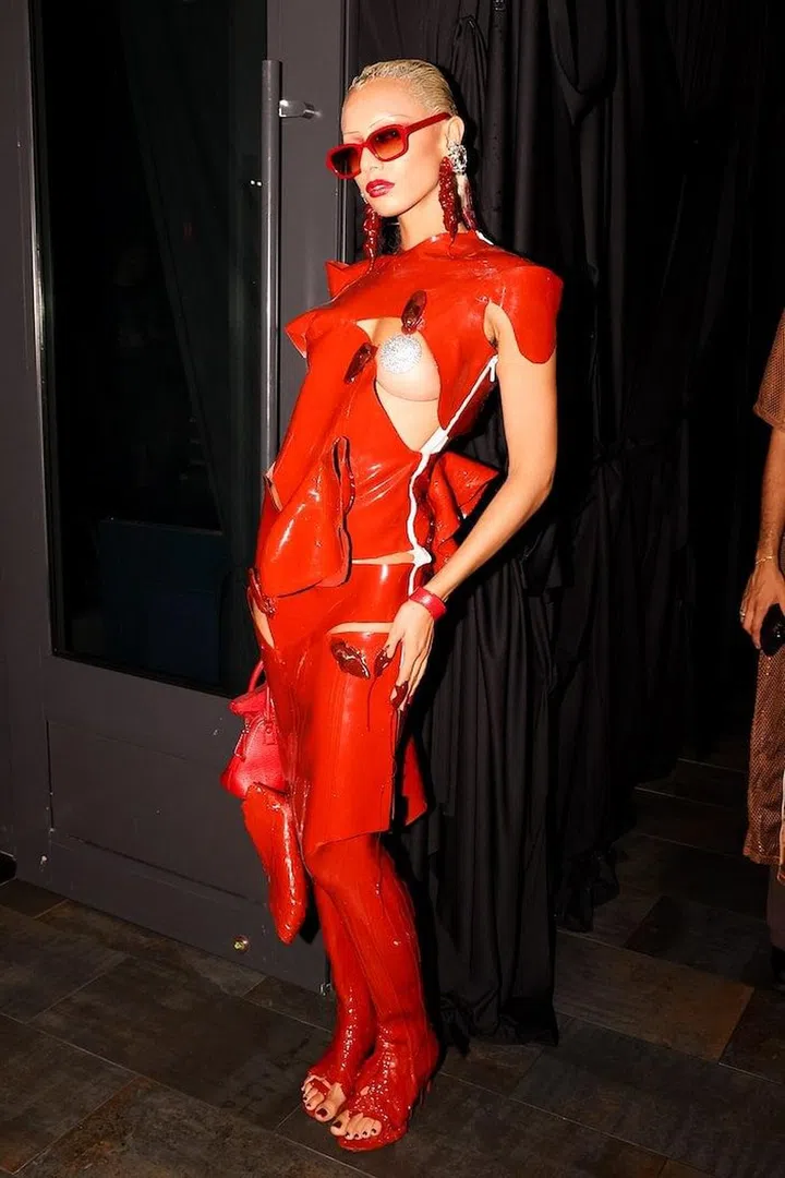 Jazelle Zanaughtti (Photo: Balenciaga)