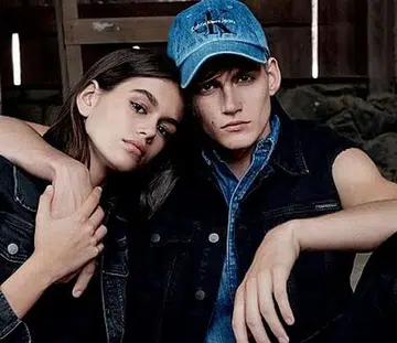 Kaia Gerber & Presley Gerber