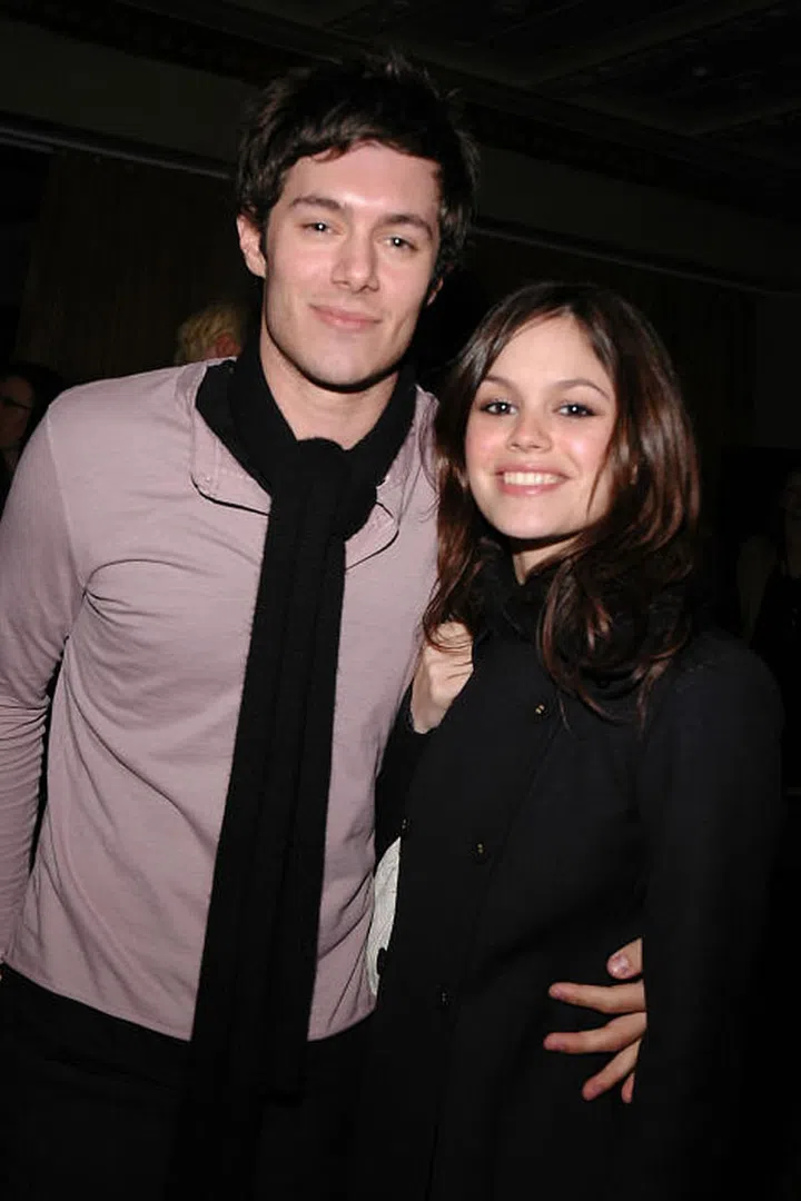 While filming The O.C., Bilson and Brody's professional relationship turned intimate. Fans thought their epic romance would never end, but the two celebs broke up after three years, in 2006, continuing to work together until the show's finale in 2007.