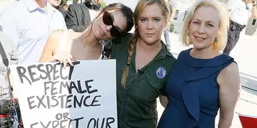 emily ratajkowski amy schumer