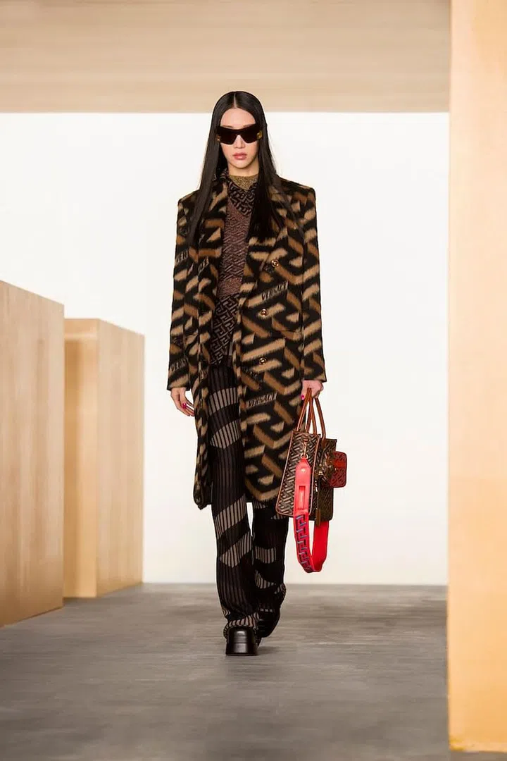 Photo: Versace
