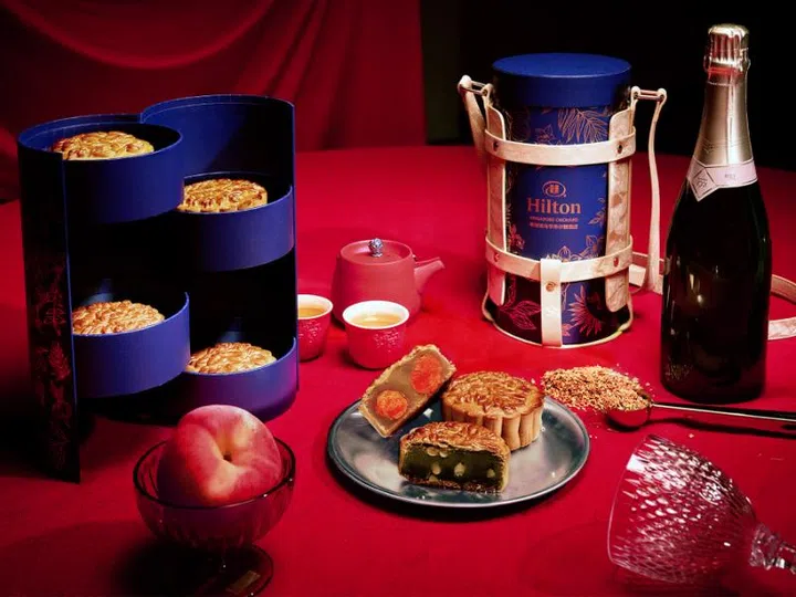 Best mooncakes Singapore 2025 | Hilton mooncakes 2025