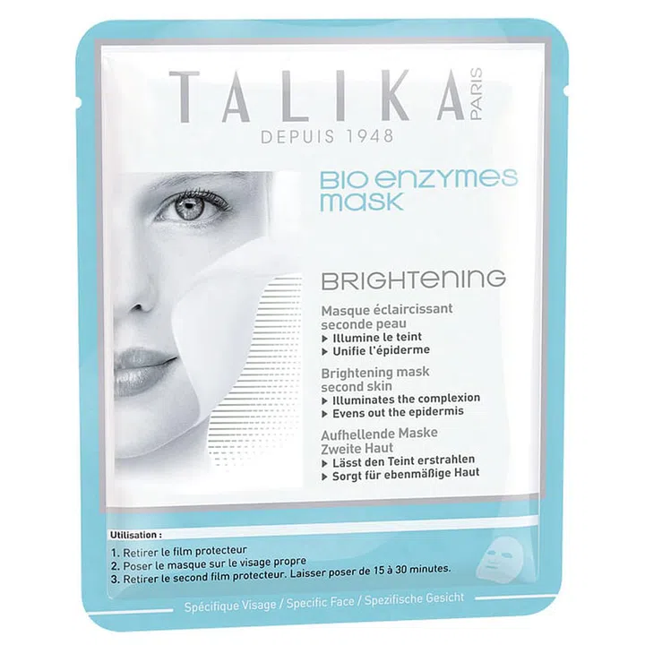 Made of premium bio-cellulose for optimal absorption, this calms inflammation and boosts skin luminosity, thanks to niacinamide, yarrow, camomile and aloe vera. 