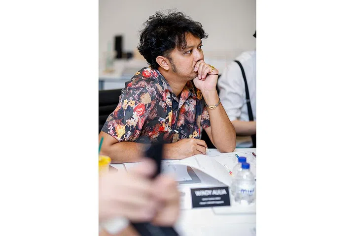 Senior Fashion Editor Windy Aulia. 