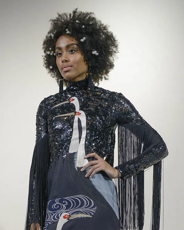Dreamy curls got even dreamier on the spring 2019 runways, where tiny flowers (it's a trend!) were seen fastened into the curls.