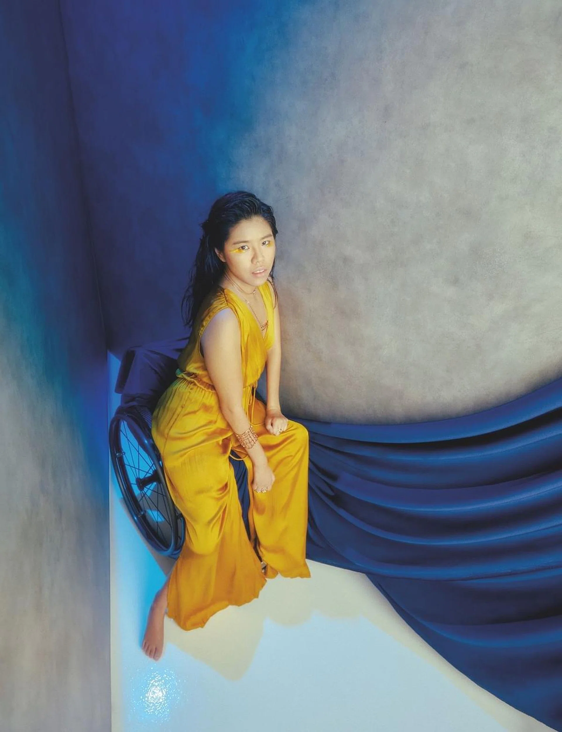 Necklace, cuff and rings, all from Hermès. Jumpsuit, stylist’s own. (Photo: Jayden Tan)