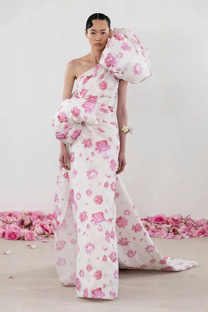 Giambattista Valli,
Fall Winter 2023-24,
Haute couture