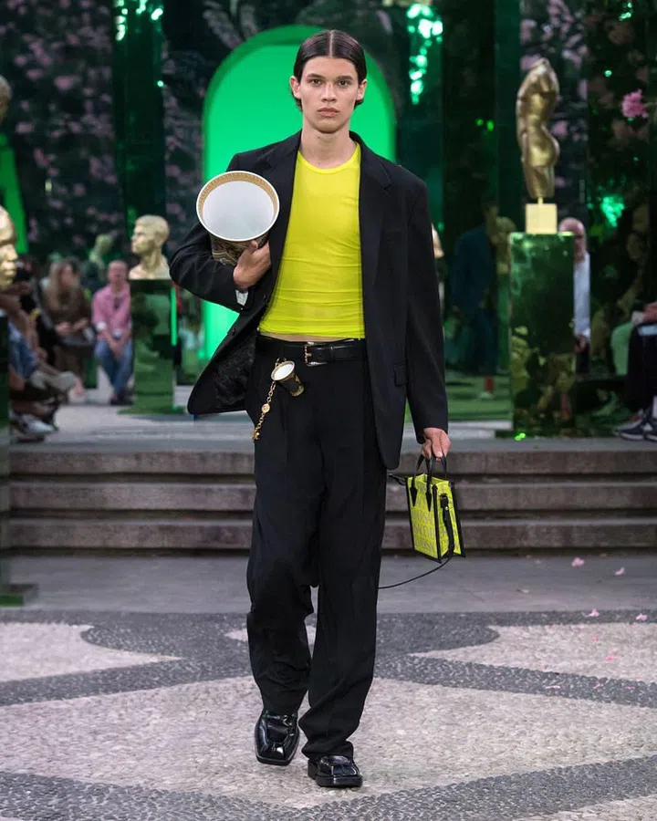 Photo: Versace