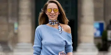 SCARVES