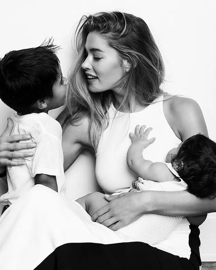 "Happy mothers day to all the amazing mothers in the world. I feel incredibly blessed and fortunate with our amazing angels Phyllon and Myllena. And I'm so grateful for my mother my example and support! Ik hâld fan dy leave mem❤️ #mothersday #blessed #thankful". Photo: @doutzen