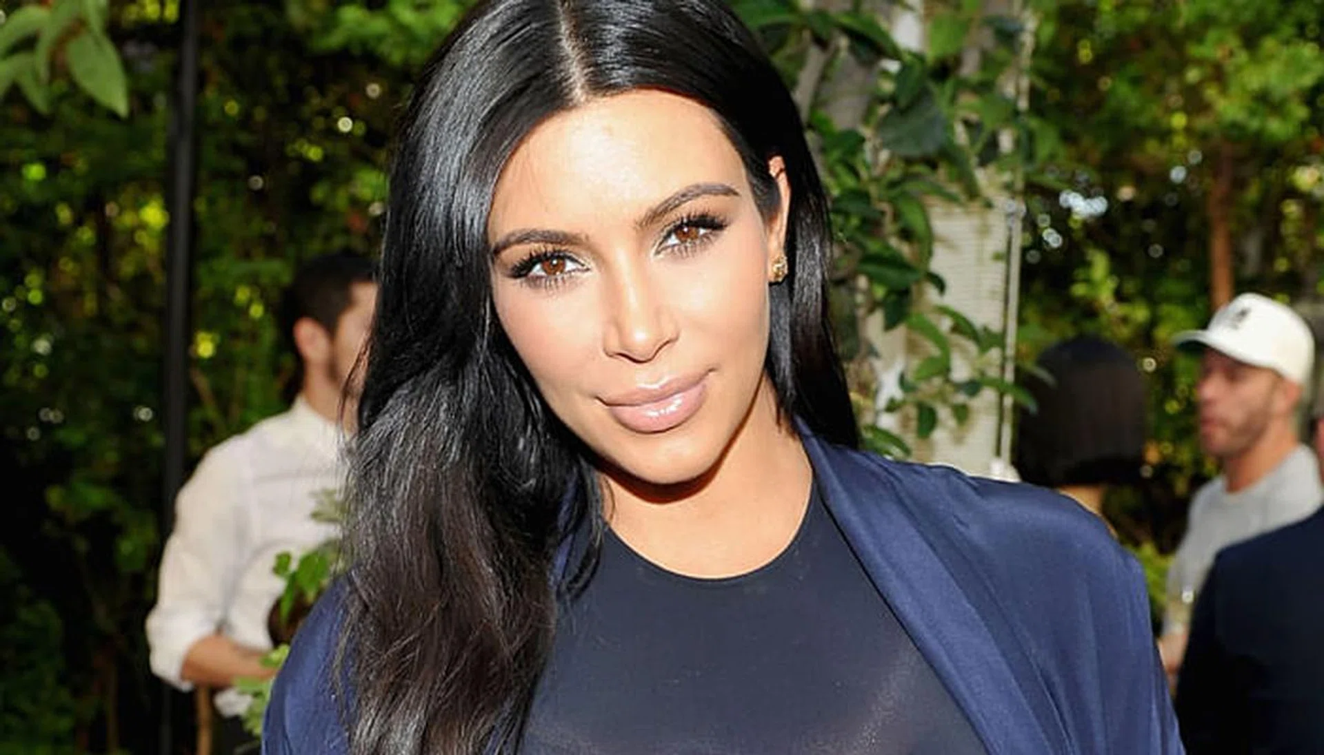 Kim Kardashian Showed Up To Yeezy Season 3 As A Platinum Blonde