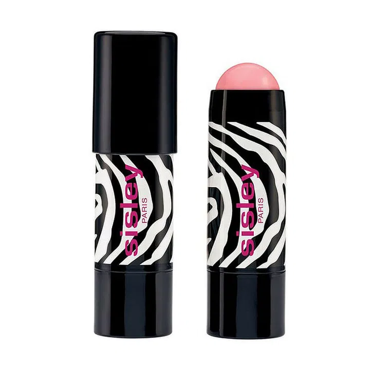 The rounded head of Sisley's blush means it sits perfectly on the apples of your cheeks, helping to define your cheekbones and replace sallowness with a youthful gleam.