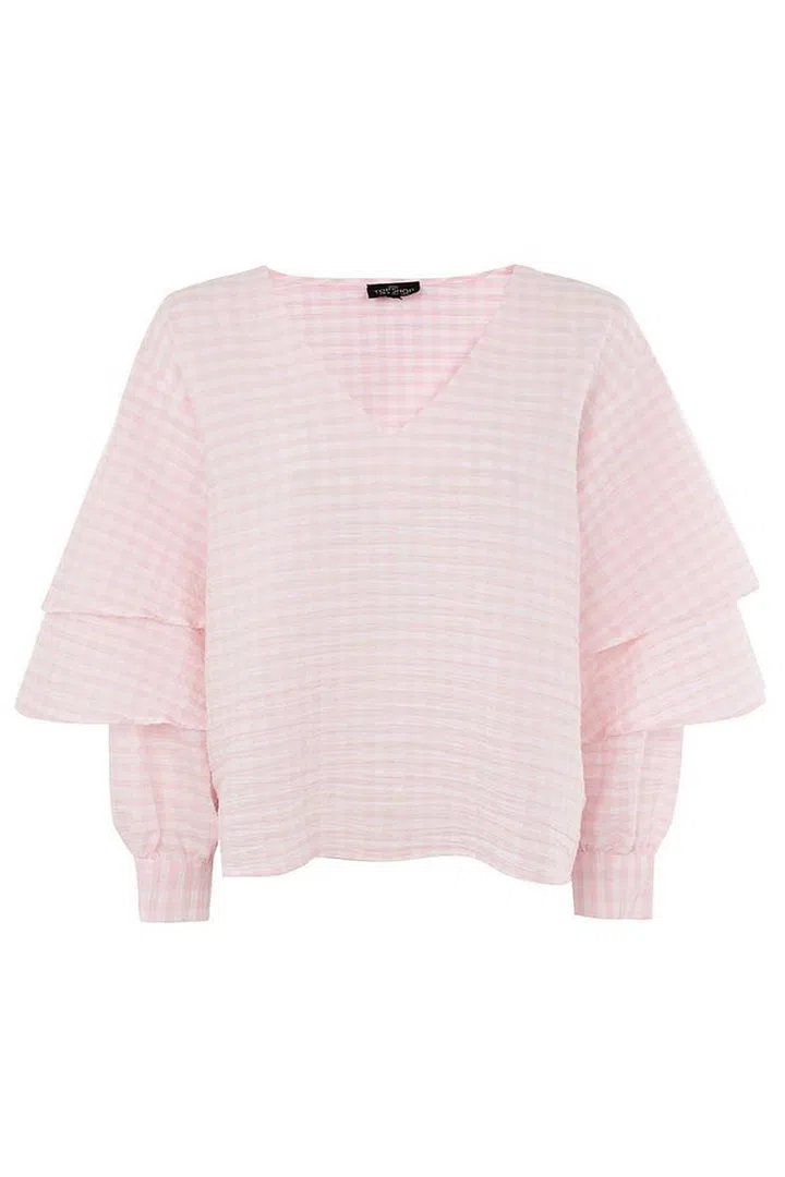 It also comes in a pale pink. Cotton top, £29, Topshop