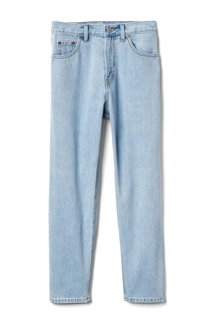 Channel the 90s and invest in a pair of high-waisted, tapered jeans - not straight-leg or skinny, but rather slim fit. They cinch in the waist to give an hour glass silhouette, but still have a relaxed appeal. Style with boots and tucked-in jumpers in winter, then with high-top sneakers and pretty blouses come spring.
Reverse fit tapered jeans, £54.95, Gap