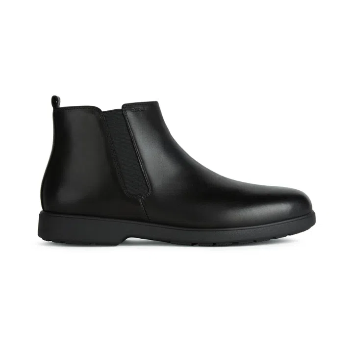 Spherica Ec11 man Chelsea boots in black
