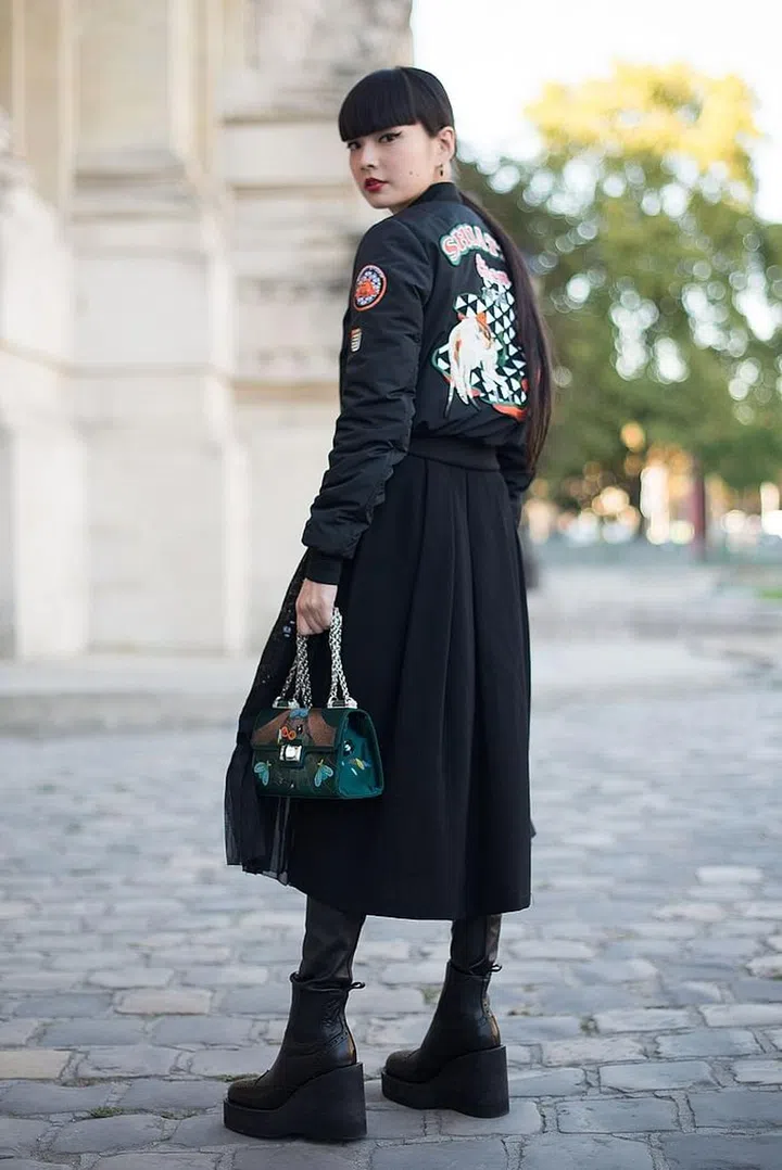 Wearing Shiatzy Chen. Photo: Getty 