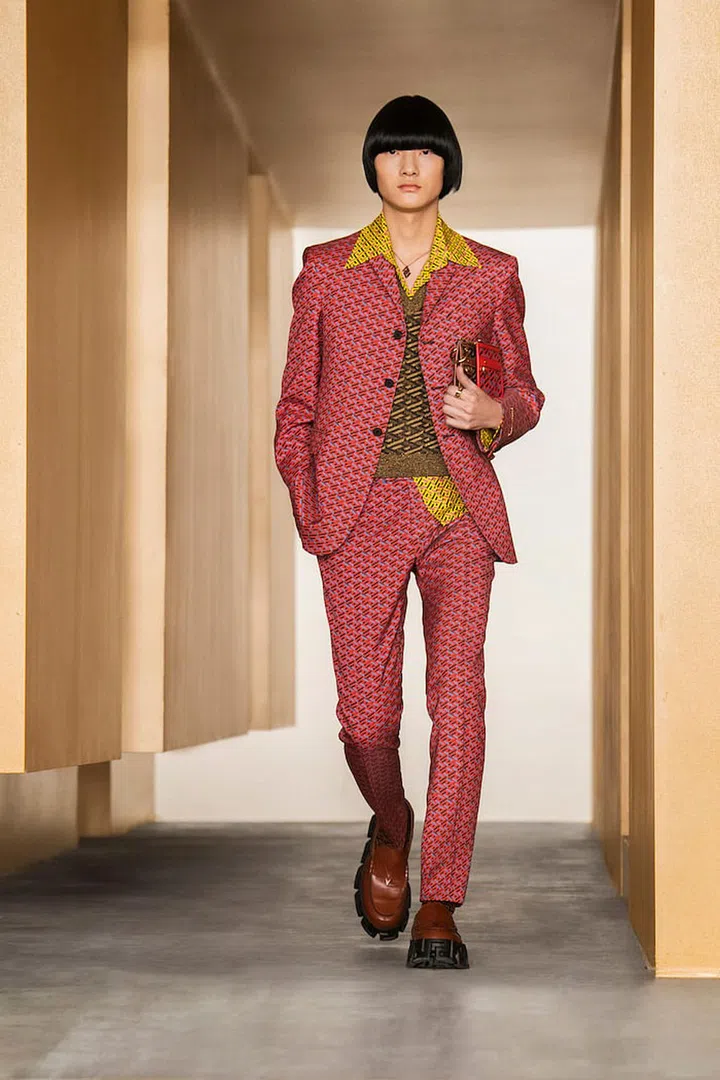 Photo: Versace