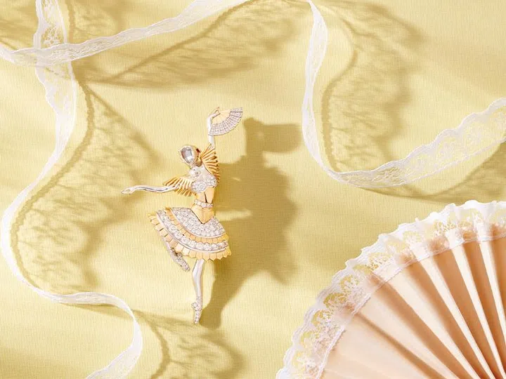 Van cleef arpels Ballet Précieux Clips | Castilla ballerina clip on lace and fan