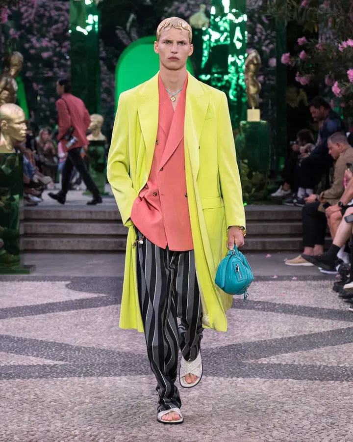 Photo: Versace