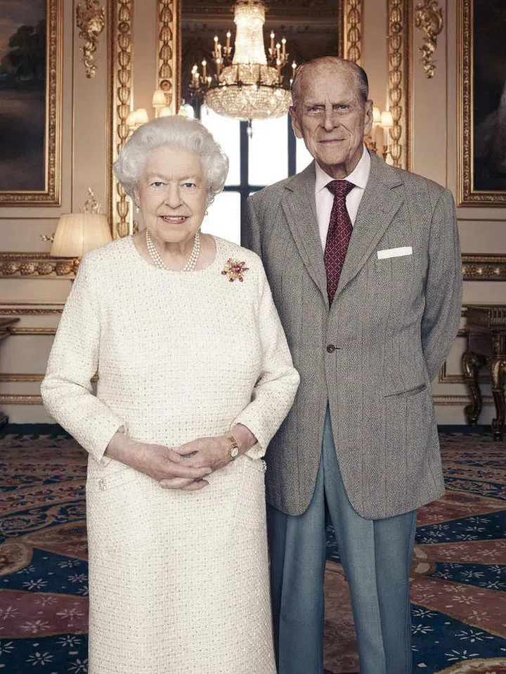 Queen Elizabeth II and Prince Philip release a new official portrait in celebration of their platinum anniversary.