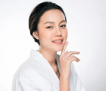 The Best 2021 Beauty Trends That Will Help You Get Healthier and Younger Skin-Feature Image