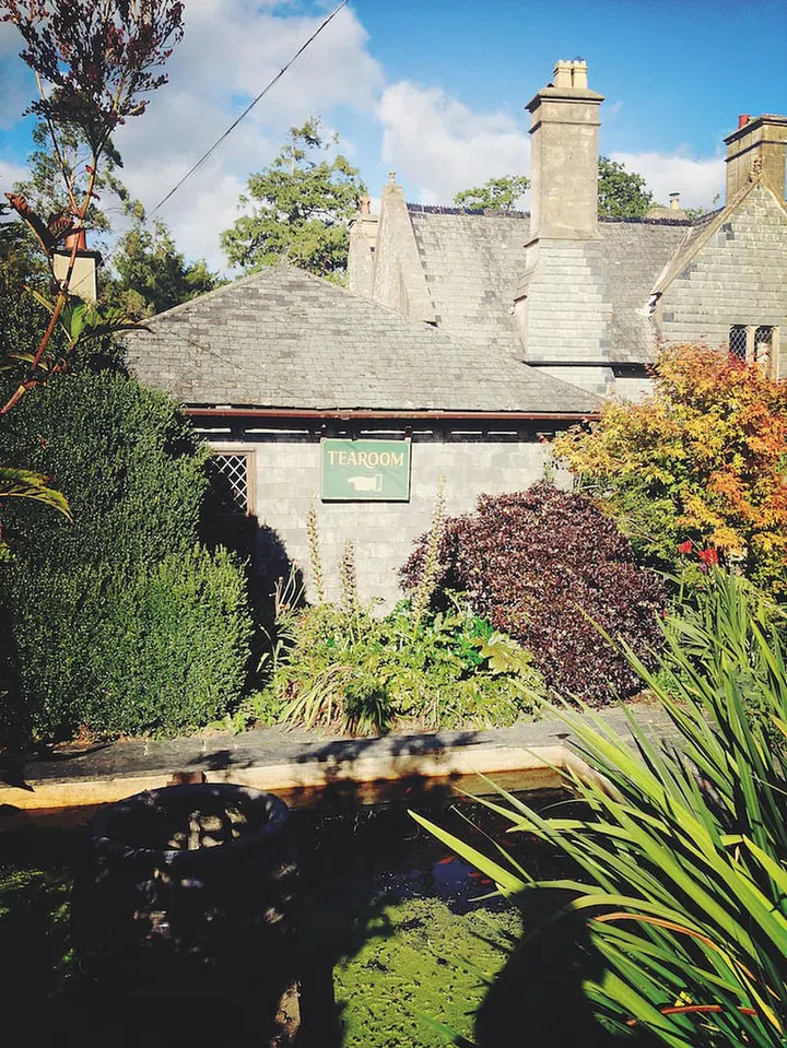 ANRÁN, A Farmhouse In Devon That Blends Big‐City Sophistication And Country Charm