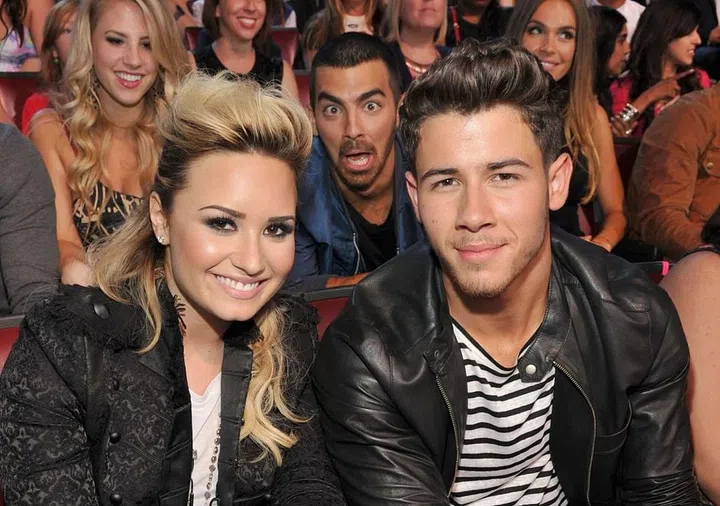 Little known fact: Joe Jonas has the ability to do this with his face. 