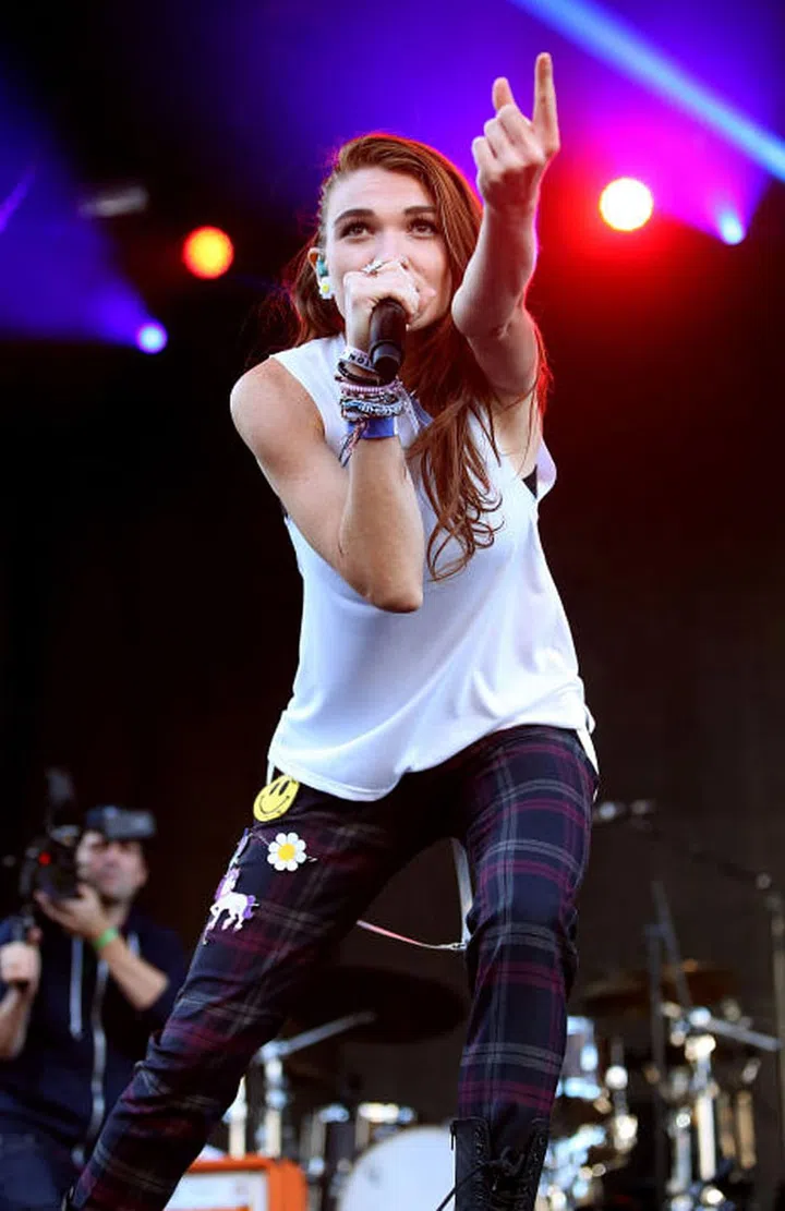 Do: Have an extra large bottle on hand to urinate in if you decided to camp far away from the restrooms
Don't: Camp out where the restroom area is half a mile away from your tent
Watch them at: Bonnaroo, Bottlerock, Governor's Ball, Meadow Brook Music Festival, Osheaga.

Photo: Getty
