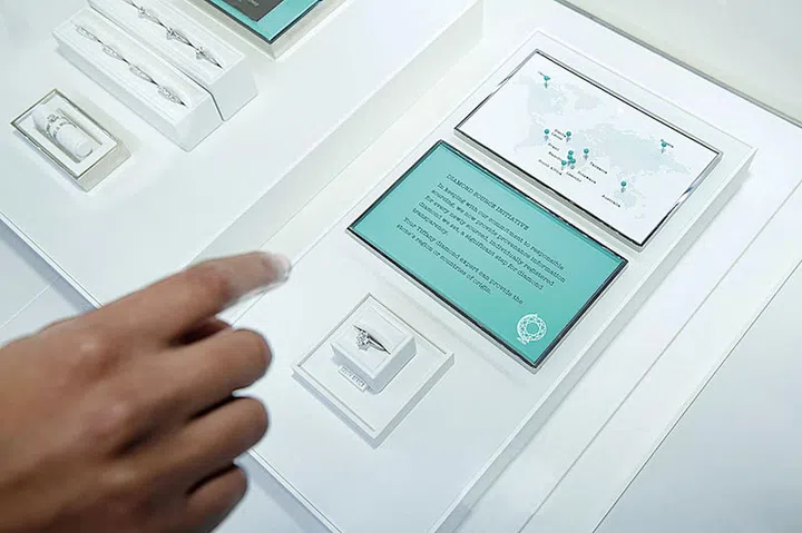 The Diamond Source Initiative caseline displays provide information on the diamond’s geographic origins. (Photo: Tiffany & Co.)