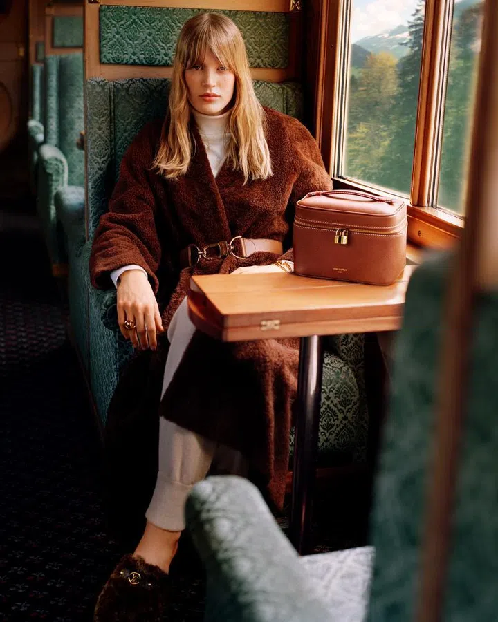fashion news louis vuitton flight mode