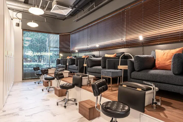 Photo: Painted Nail Bar