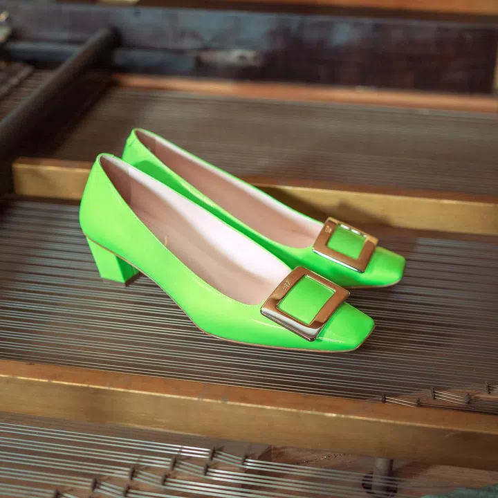 Très Vivier pumps