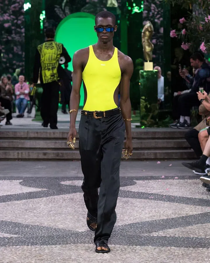 Photo: Versace
