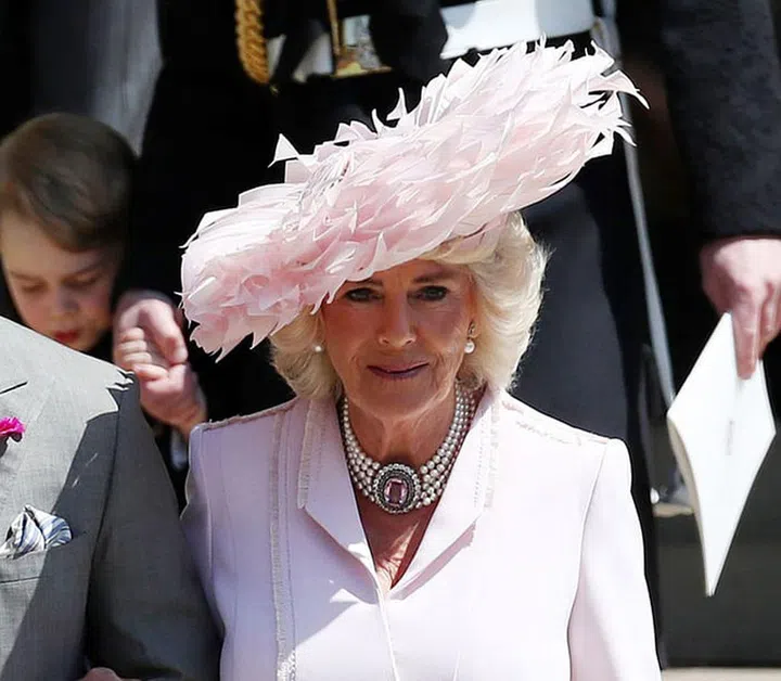Wearing Philip Treacy. Photo: Getty