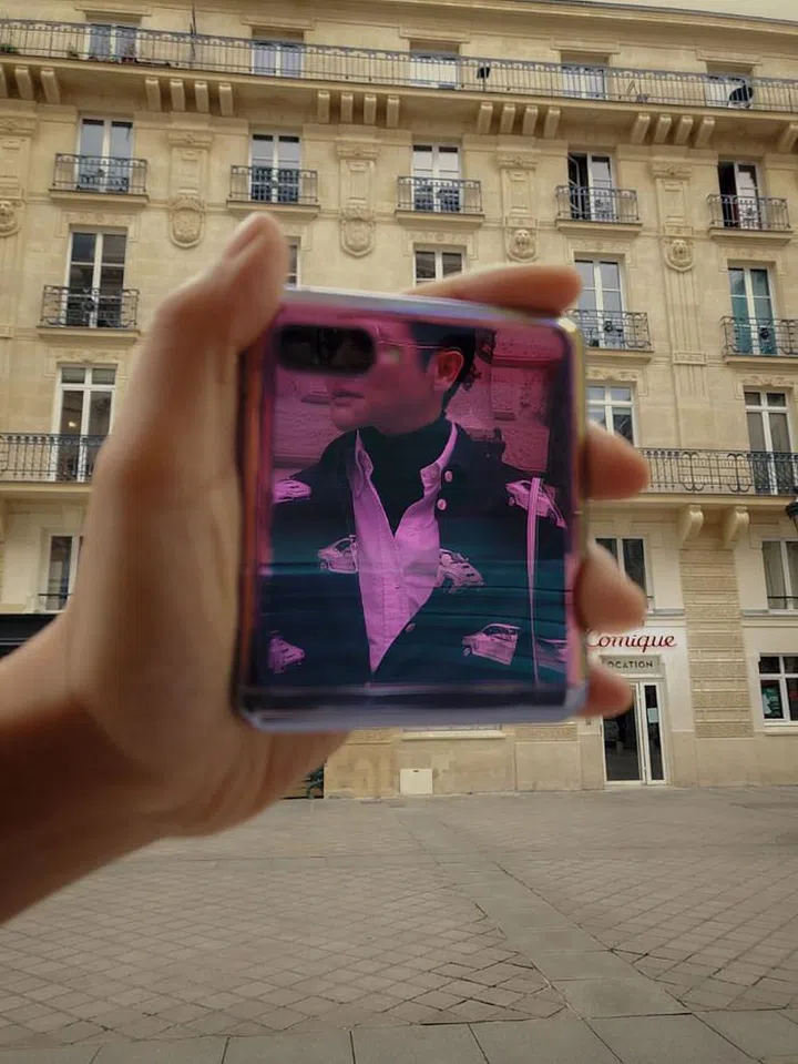 The camera are our eyes - we captured this visual story on the Samnsung Galaxy Z Flip.