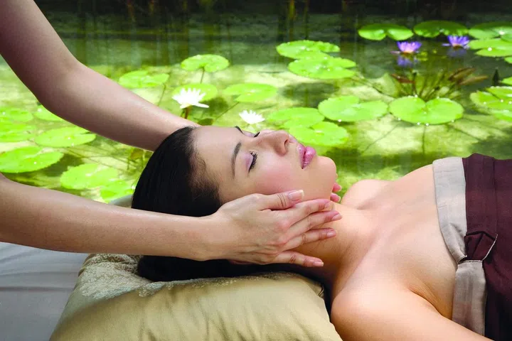 SB0315Beauty_News_Copy of facial2_m
