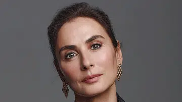 Francesca Amfitheatrof.
