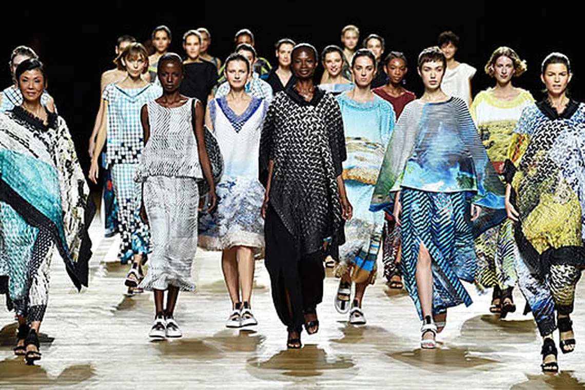 SUMMER WARDROBE PRAIRIE 【NAO】LA