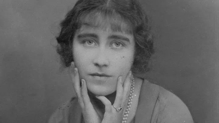 Lady Elizabeth Bowes-Lyon (also known as the Queen Mother) was given a sapphire and diamond ring by the Duke of York—which you can see in this sweet black and white photo taken at the time of her engagement. She eventually started wearing a pearl ring on her wedding finger, surrounded by diamonds.

NB: It should be noted that sapphire and diamonds are something of a British royal tradition. See: Kate Middleton, Princess Diana, and Princess Anne. Photo: Getty 