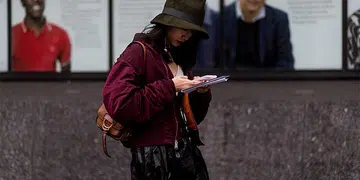 London Fashion Week Men's FW17 Street Style