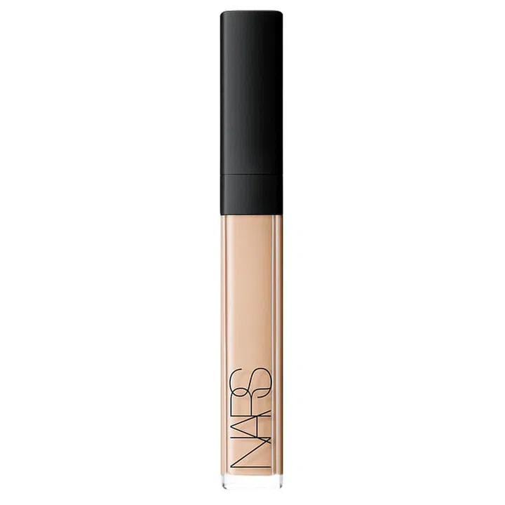 Its velvety texture makes application a breeze while the pigment-packed formula hides dark circles effortlessly.