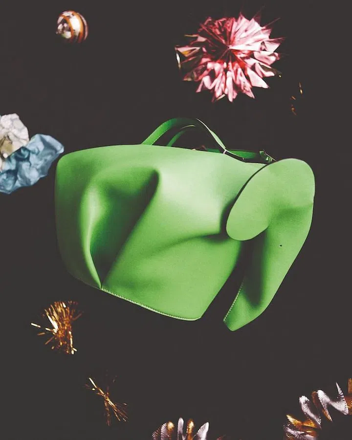 Elephant pouch. (Photo: LOEWE)