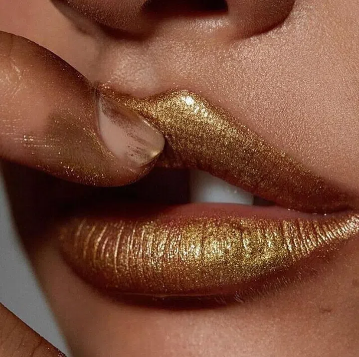 Photo: @barbarawhodoesmakeup