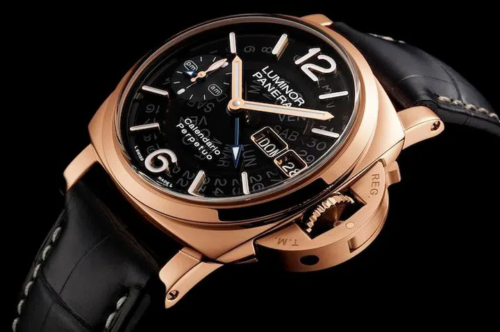 Luminor Goldtech Calendario Perpetuo (Photo: Panerai)